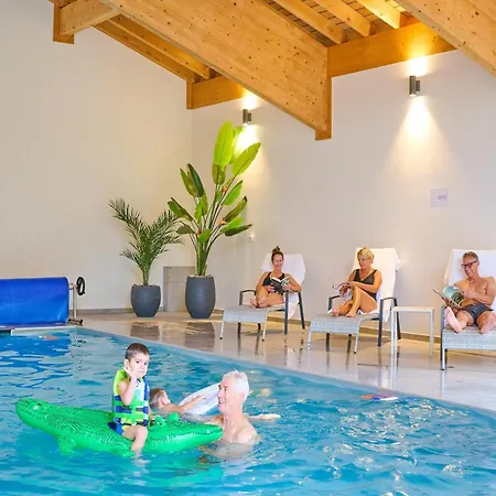 Alpine Retreat W Sauna Vakantiehuis *